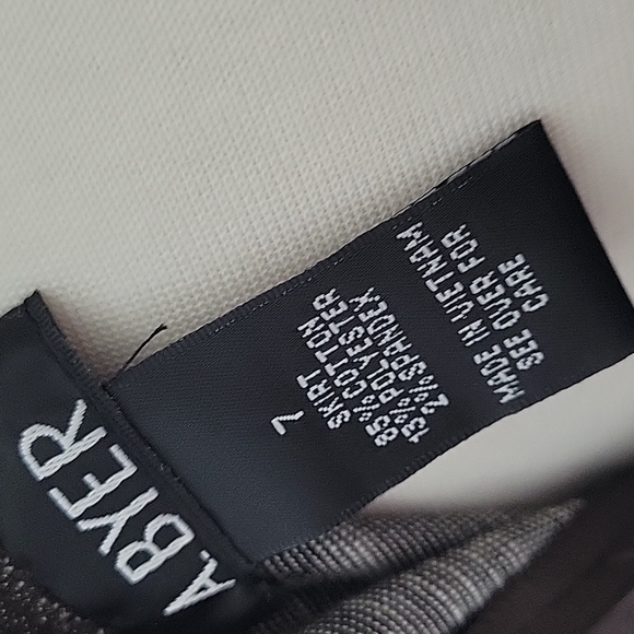 A. Byer sz 7 brown suit set - Picture 4 of 4